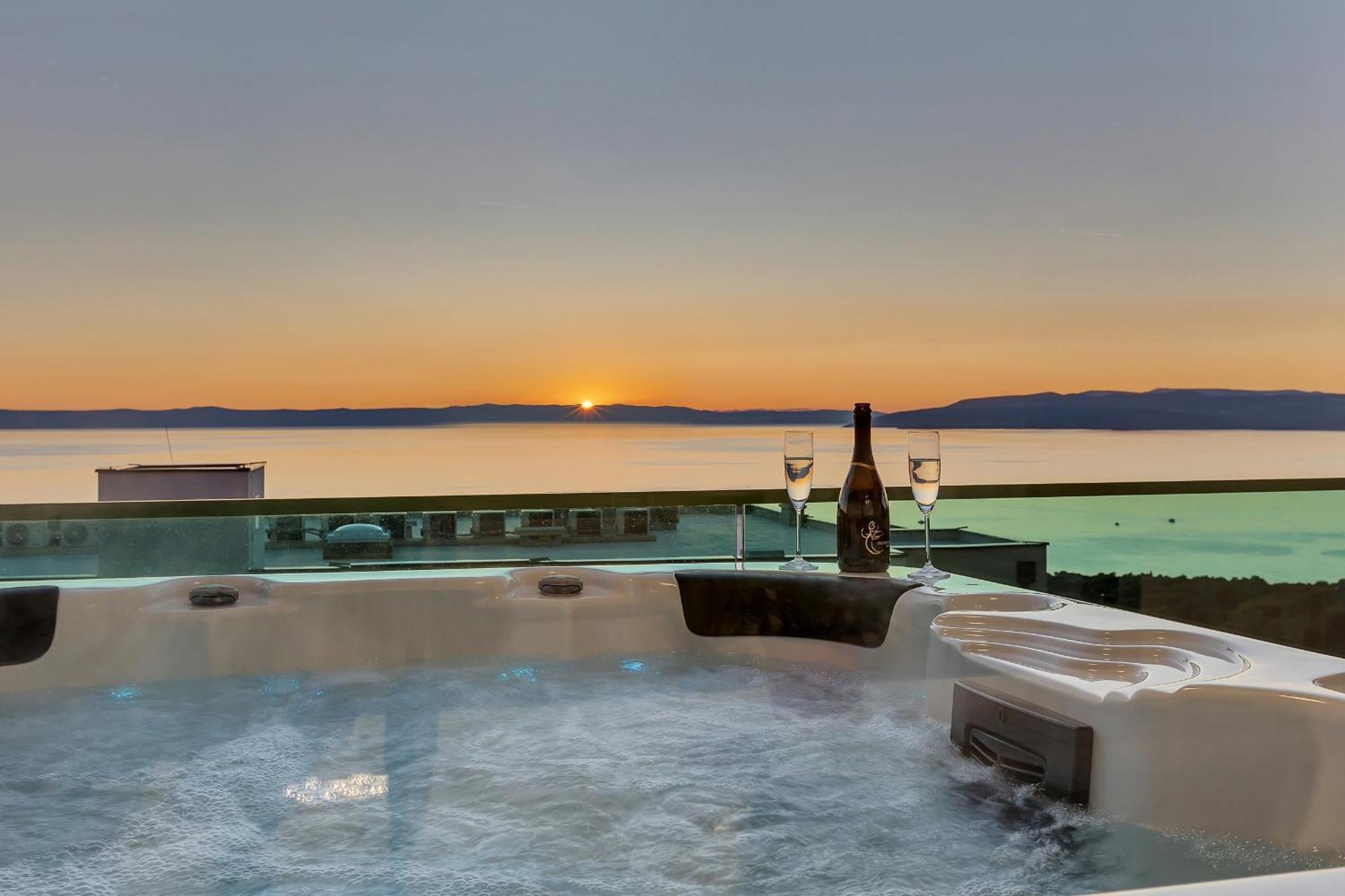 マカルスカExclusive Penthouse Big Blue With Private Jacuzziアパートメント エクステリア 写真
