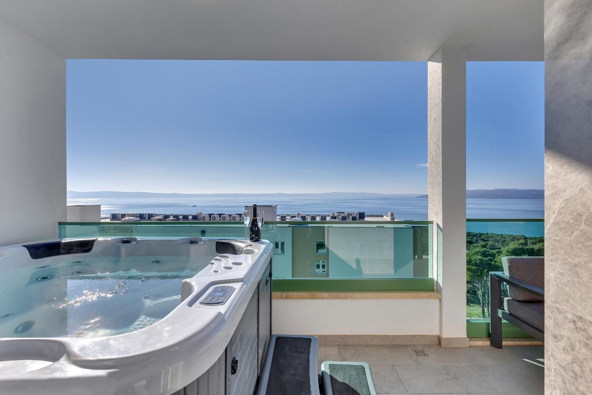 マカルスカExclusive Penthouse Big Blue With Private Jacuzziアパートメント エクステリア 写真