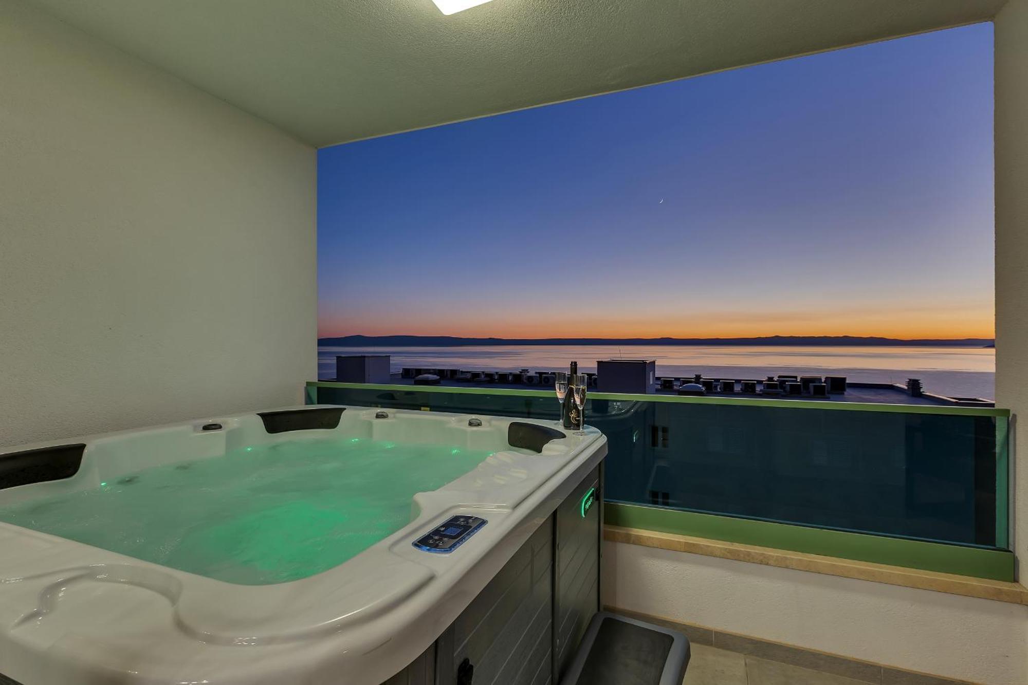マカルスカExclusive Penthouse Big Blue With Private Jacuzziアパートメント エクステリア 写真